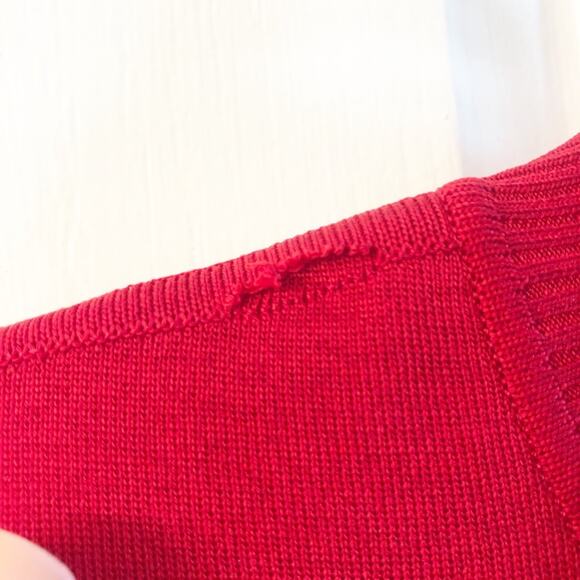 MISOOK Red Mock Neck Sleeveless Shell Top M - Picture 10 of 12